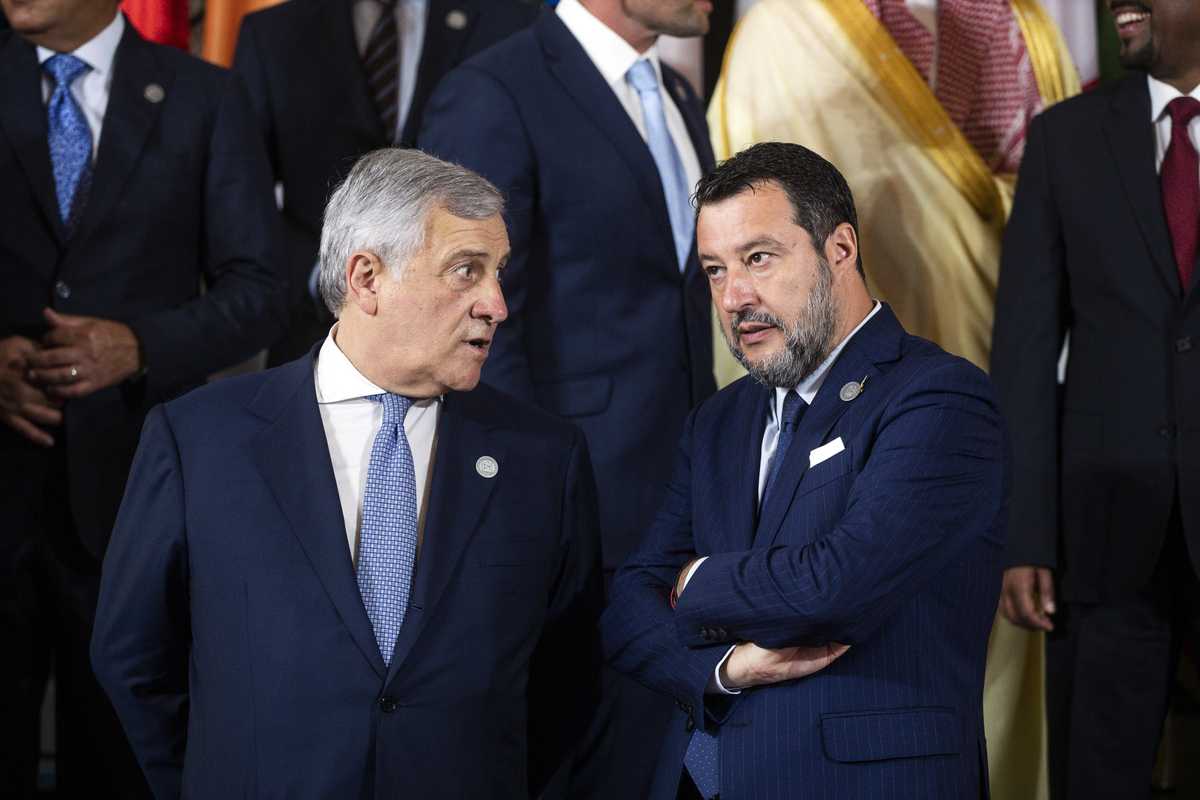 La Difesa comune lascia i partiti in panne