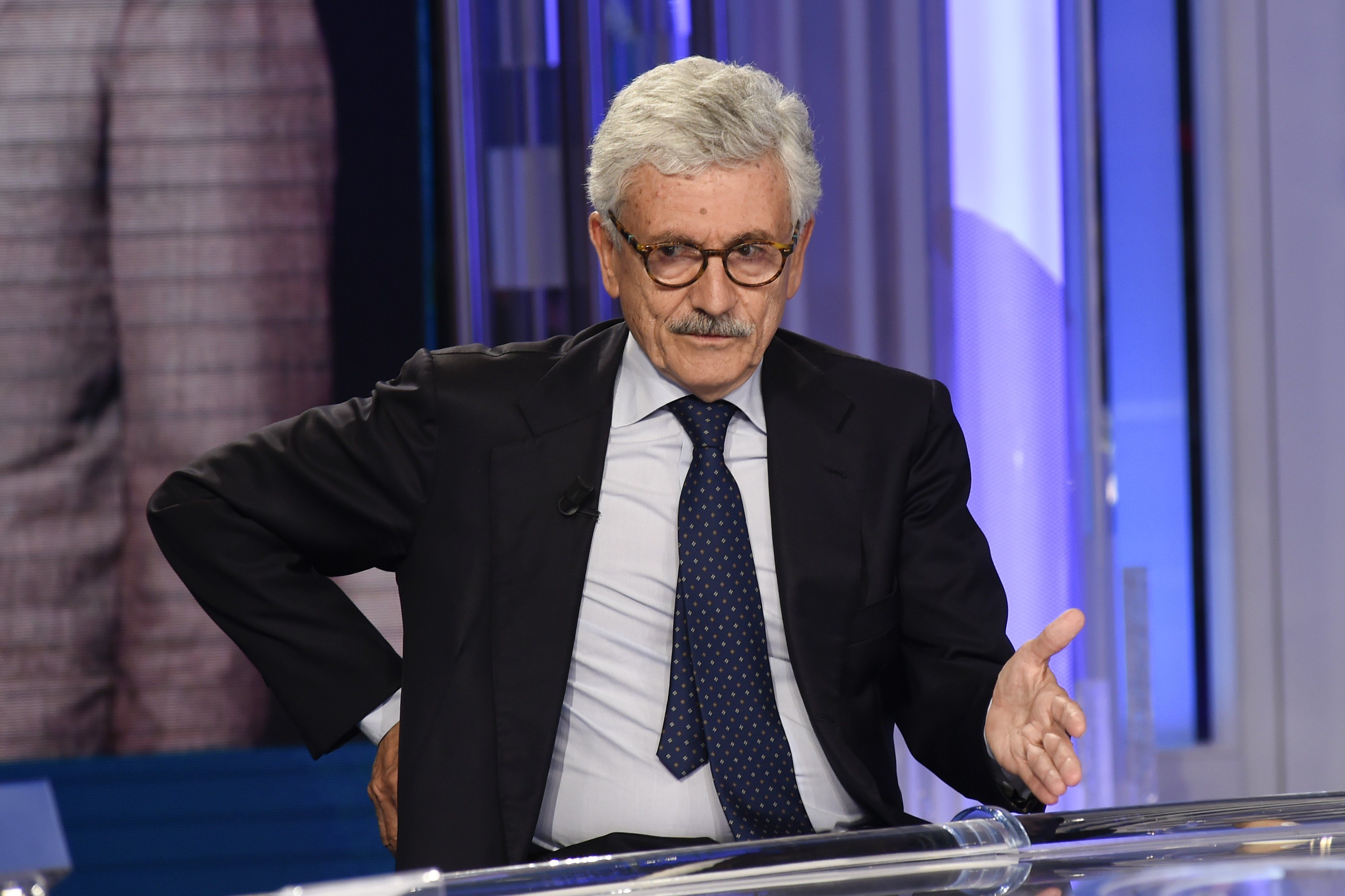 D’Alema detta la linea alla sinistra: guai se spezziamo l’asse con Pechino