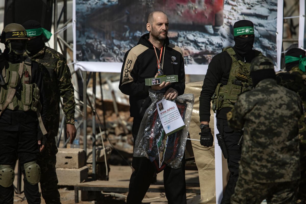 Israele alza la posta sugli ostaggi e mantiene le posizioni in Libano