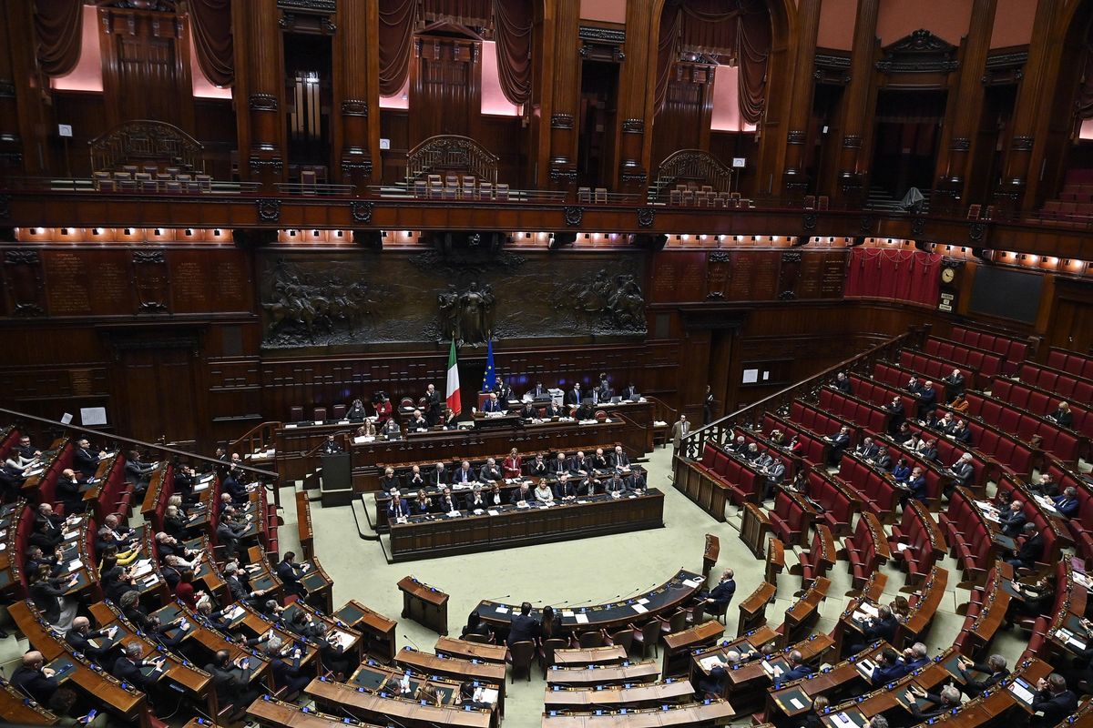 Il Pd è spaccato, malumori Lega. Il Parlamento boccerebbe il piano di riarmo europeo