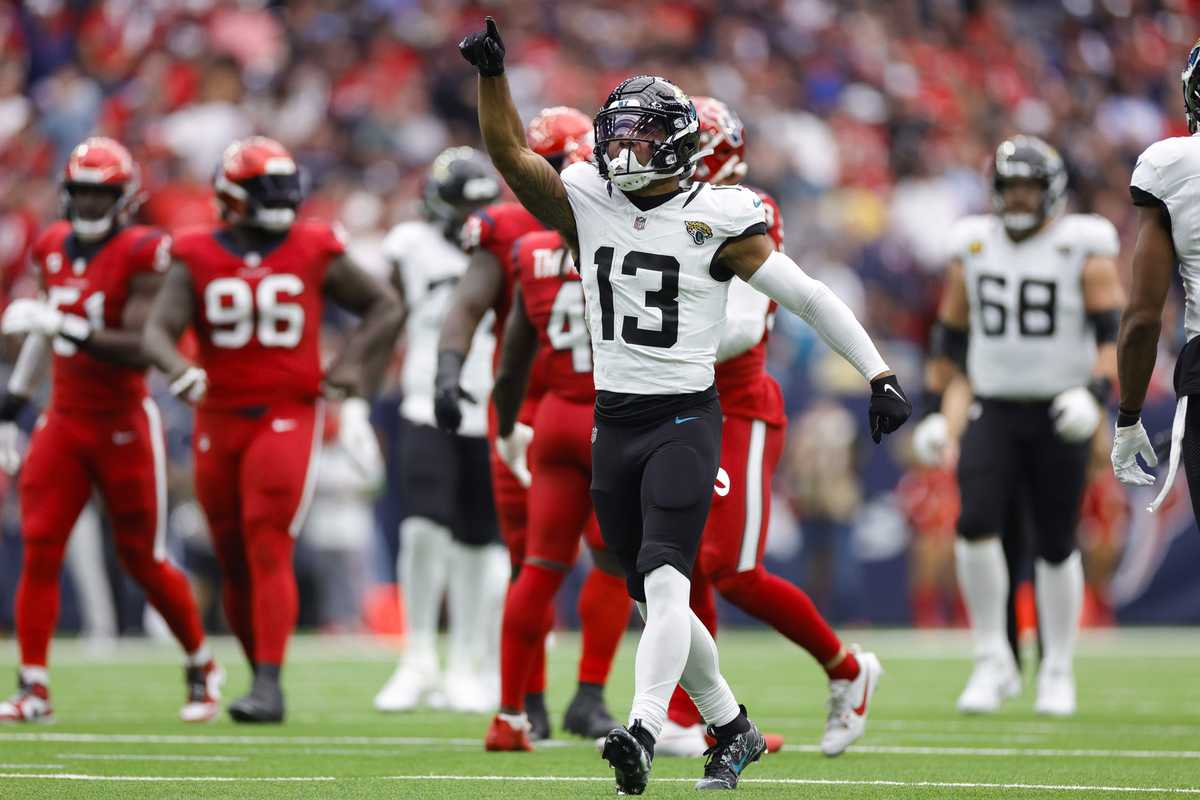 Houston Texans add firepower to passing attack with shocking trade