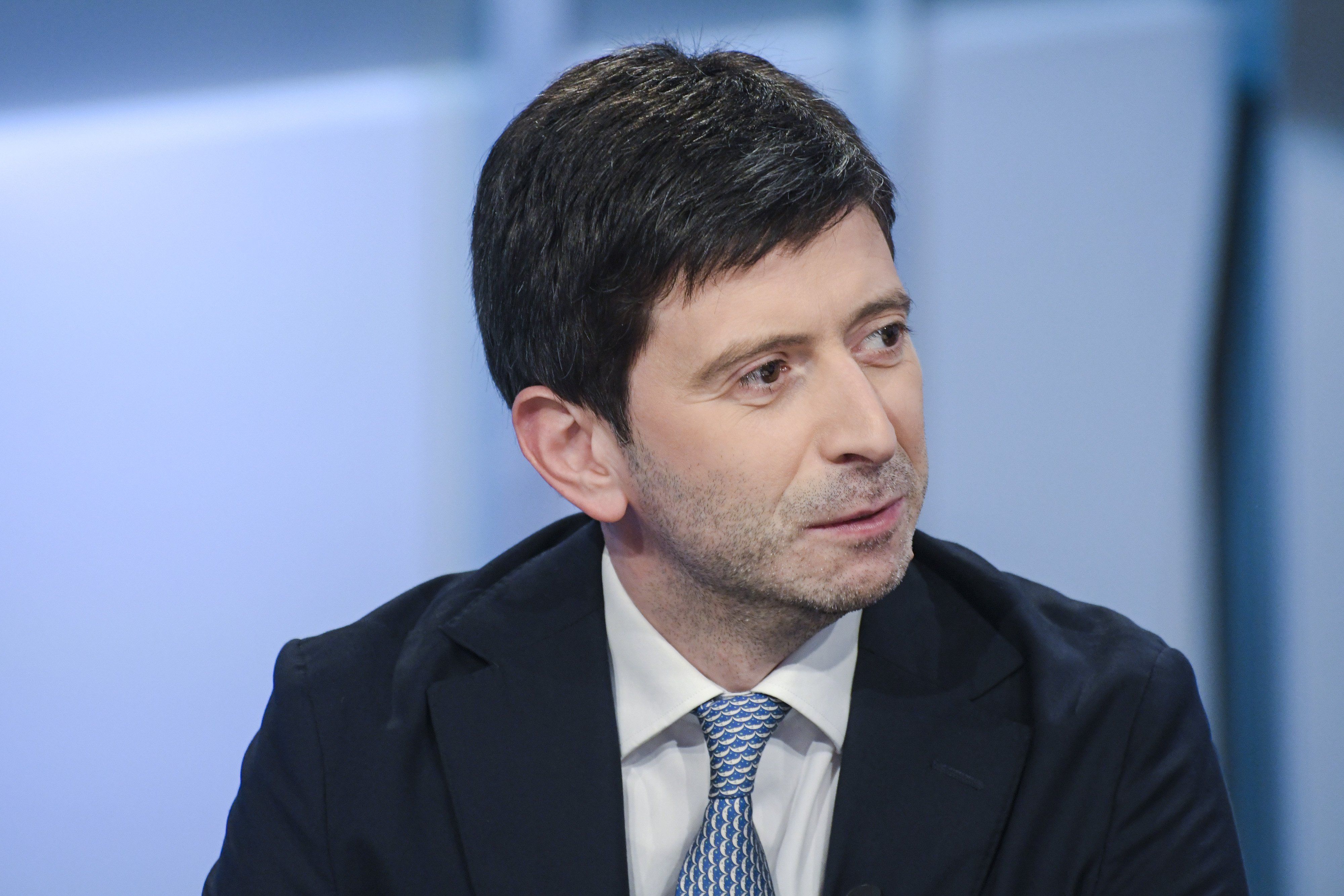 Crolla un altro totem pandemico: «Indice Rt sballato e inadeguato»