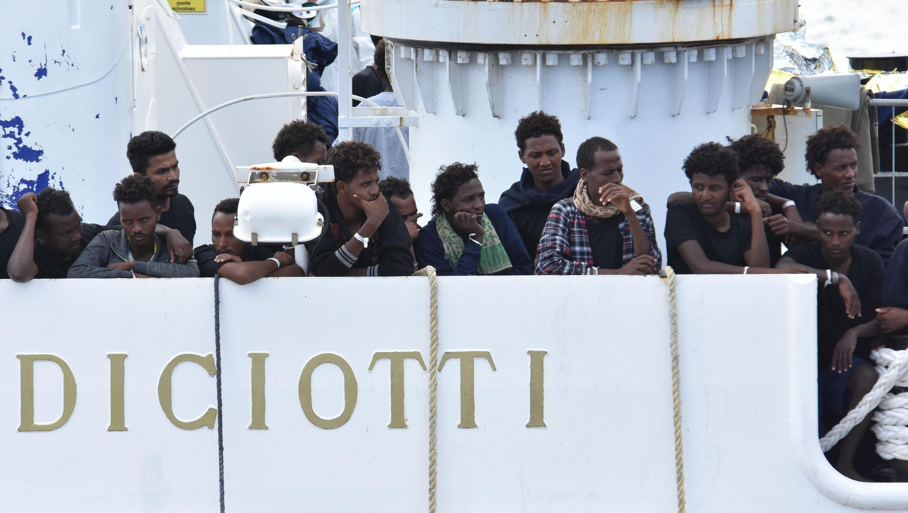 La Cassazione impone al governo di risarcire i danni ai clandestini