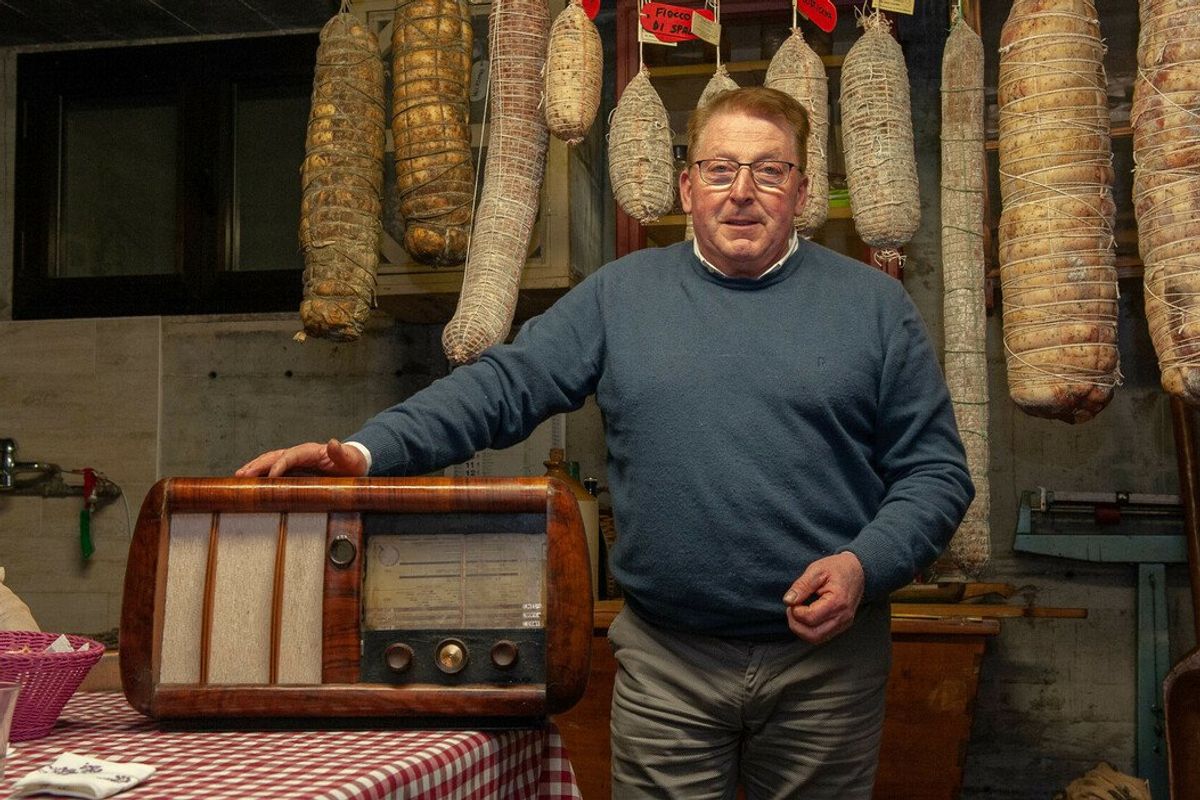 Jethro Tull, AC/DC e una bella doccia. Così i maiali fanno un buon...musetto