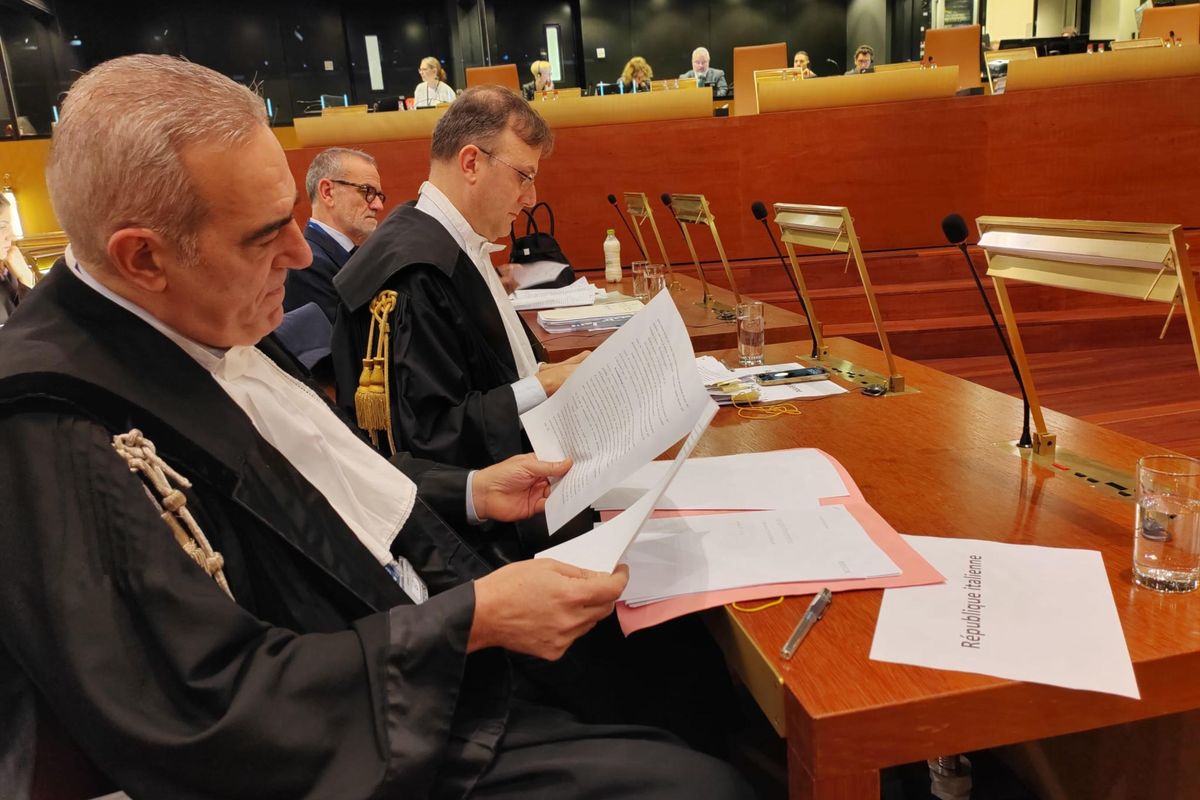 Lo zampino dell’avvocato militante