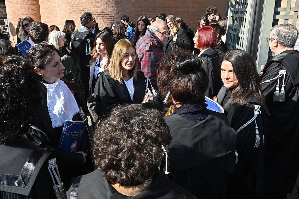 La pacchia delle toghe intoccabili forse sta finendo