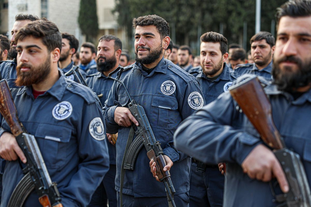 Siria, stop ai siti militari palestinesi. Israele preme per far restare i russi