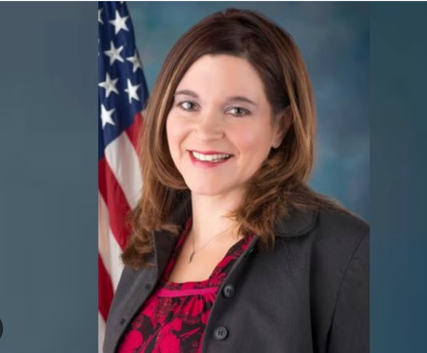 Former Officials Warn Social Security Purge 'May Delay Retiree Benefits'