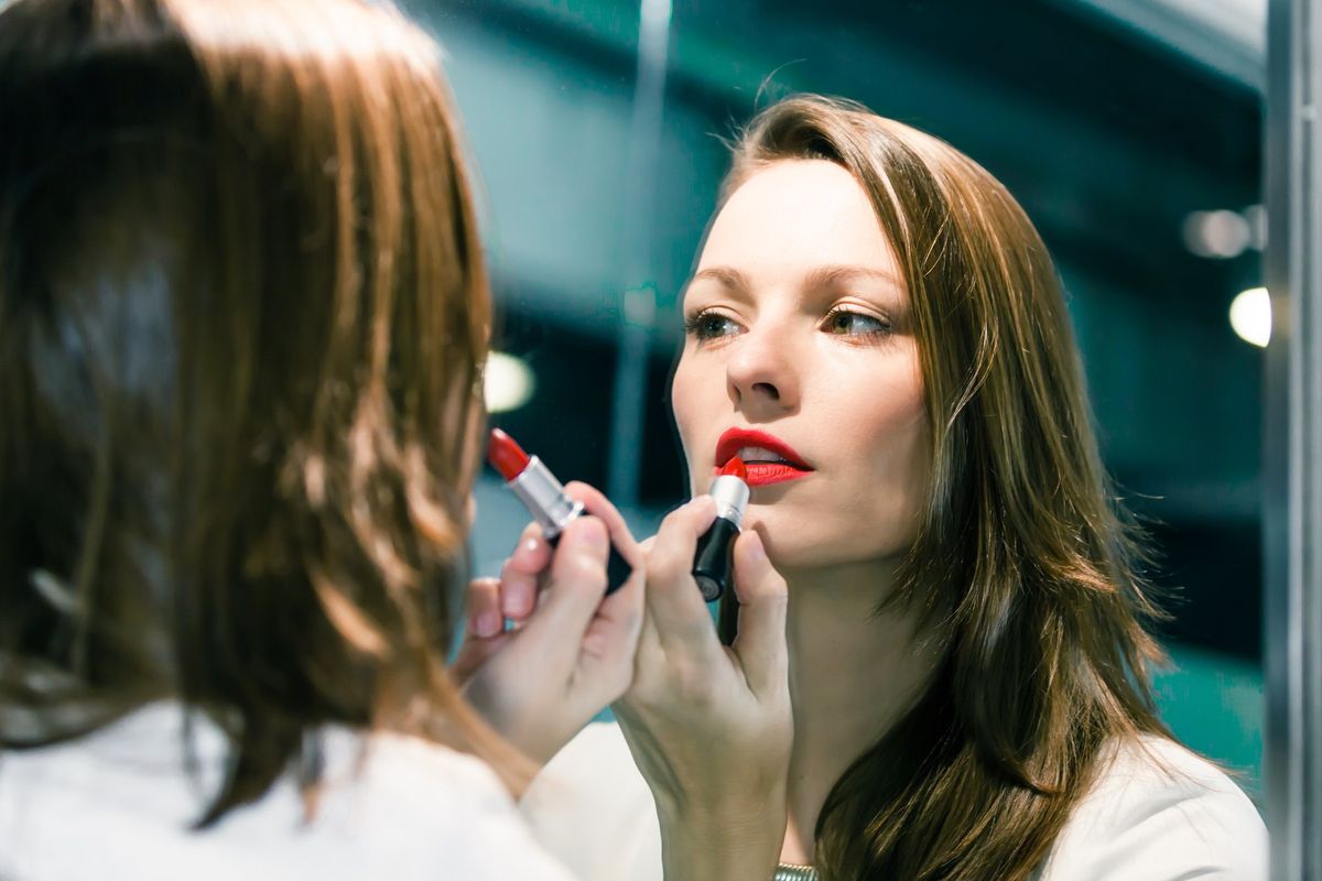 Attenzione al trucco, dietro c’è l’inganno