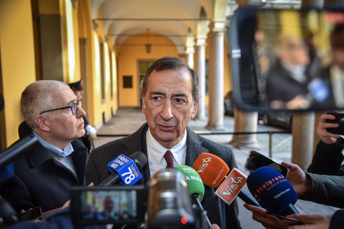 Sala non si dimette. Fdi: «Se ne vada e approviamo il Salva Milano»