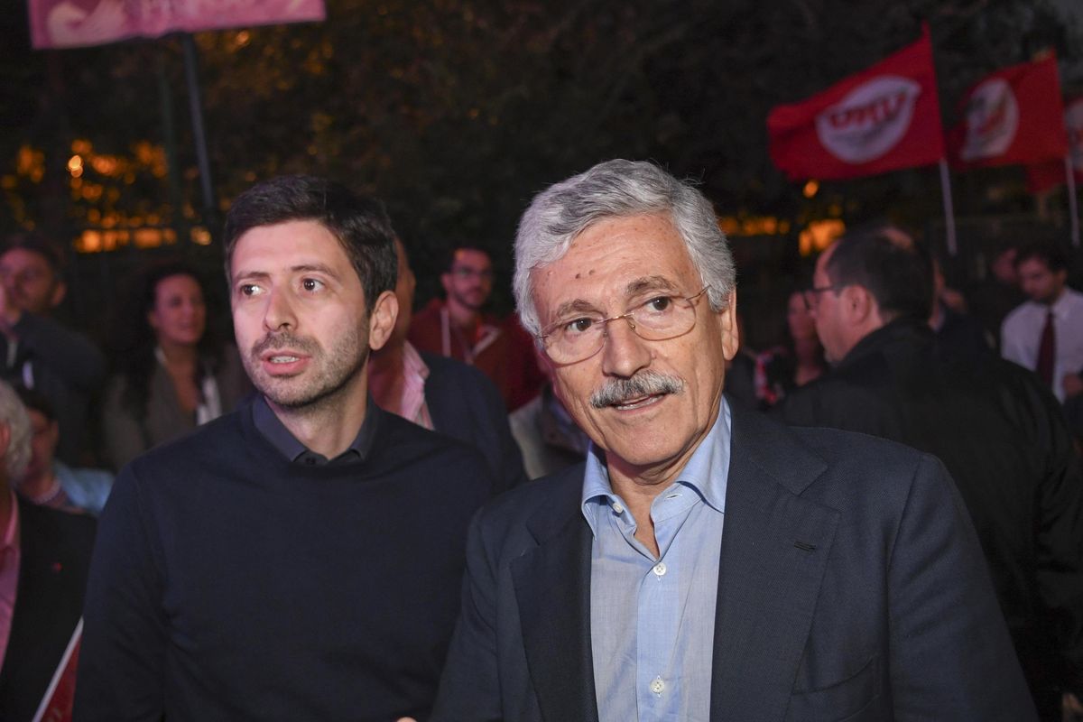 Il legale sott’inchiesta: «Dietro l’affare delle mascherine cinesi c’è D’Alema»