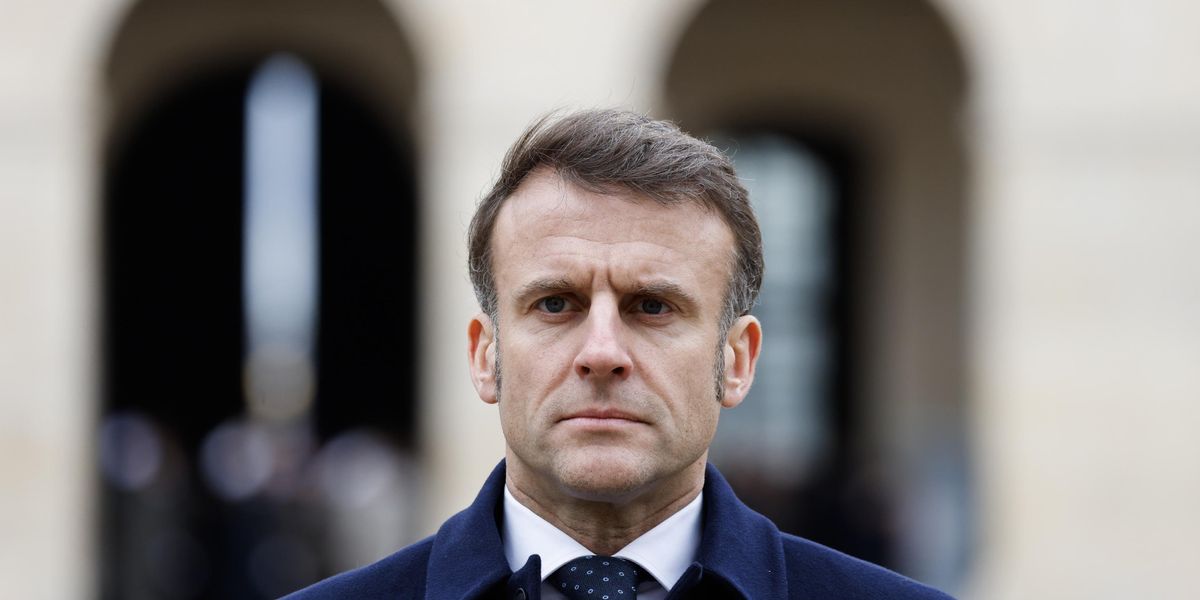 Macron sprona i suoi big delle armi: è l’ora di aumentare la produzione