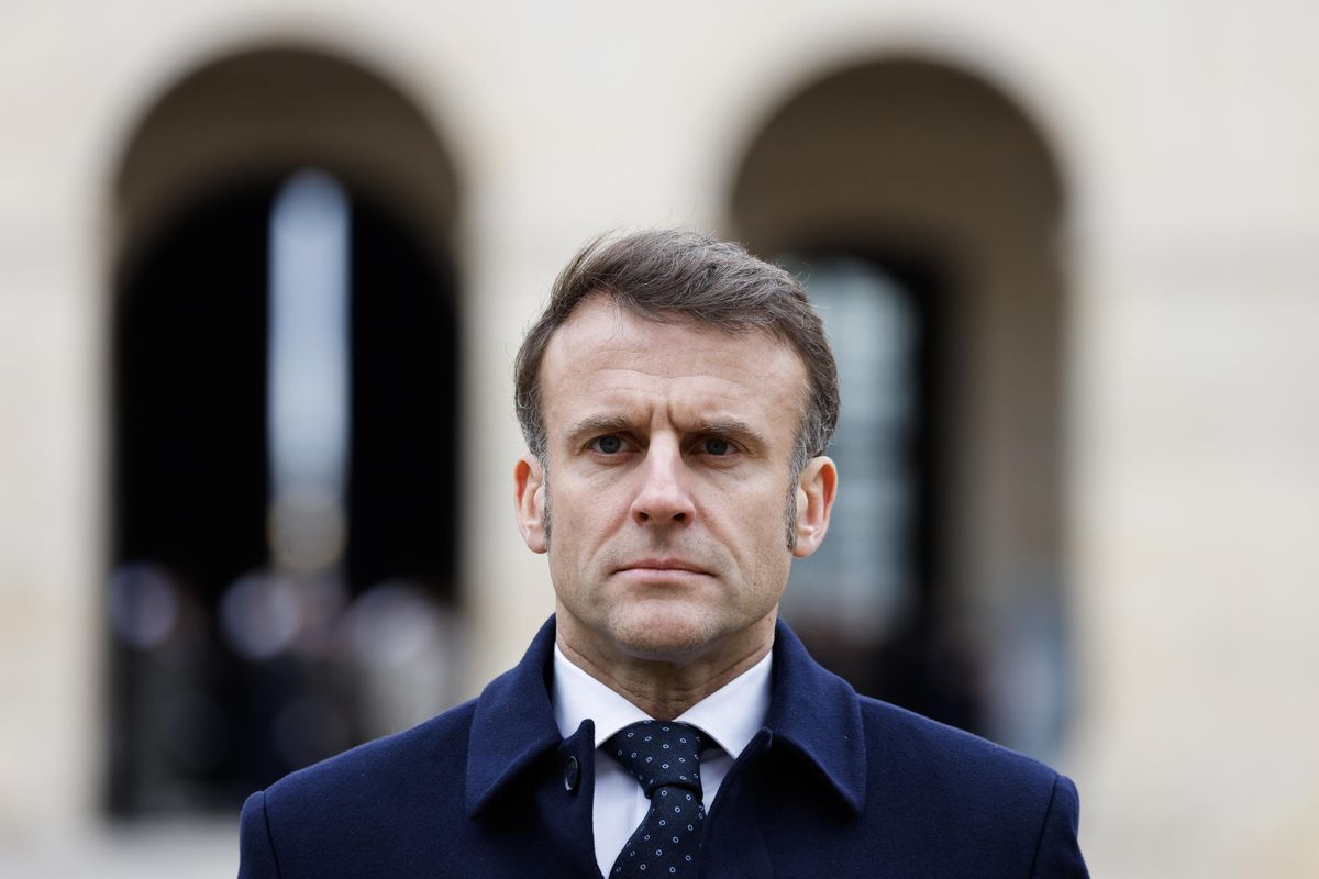 Macron sprona i suoi big delle armi: è l’ora di aumentare la produzione