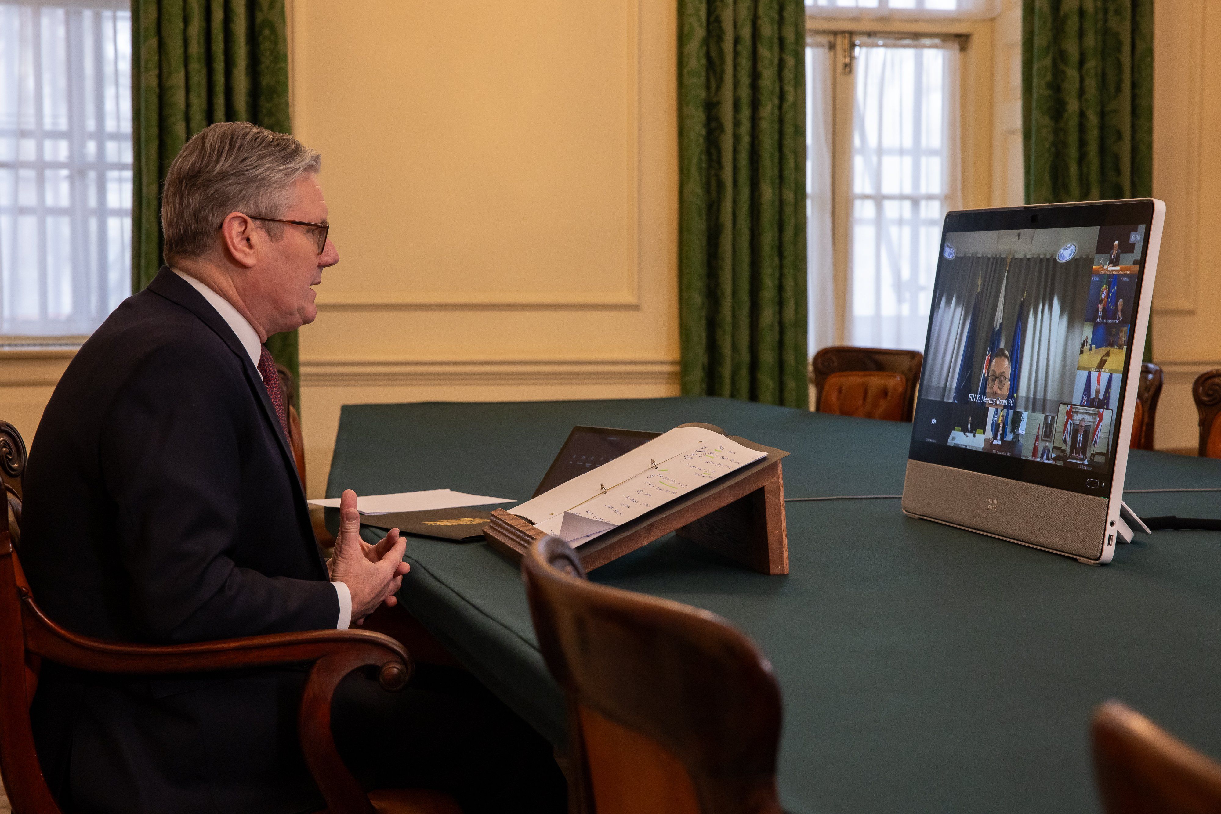 Meloni mette le cose in chiaro con i «volenterosi»: «Non mando soldati a Kiev»