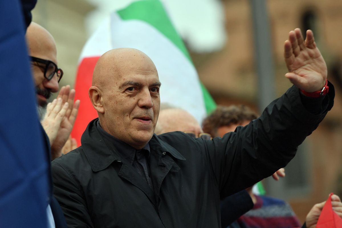 Marco Rizzo: «Il Pd è il partito della guerra. L’Ue ha connotati dittatoriali»