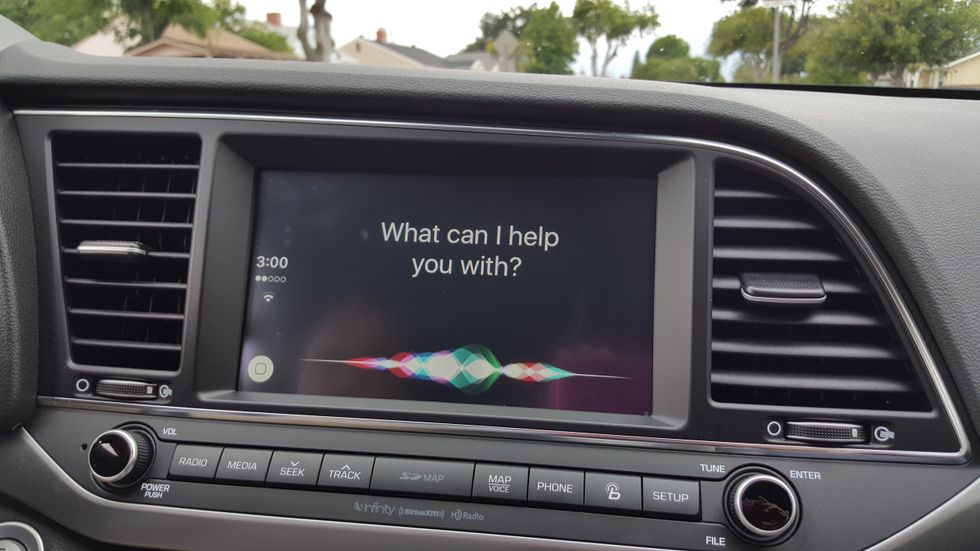 Apple CarPlay Review With The Hyundai Elantra - Gearbrain