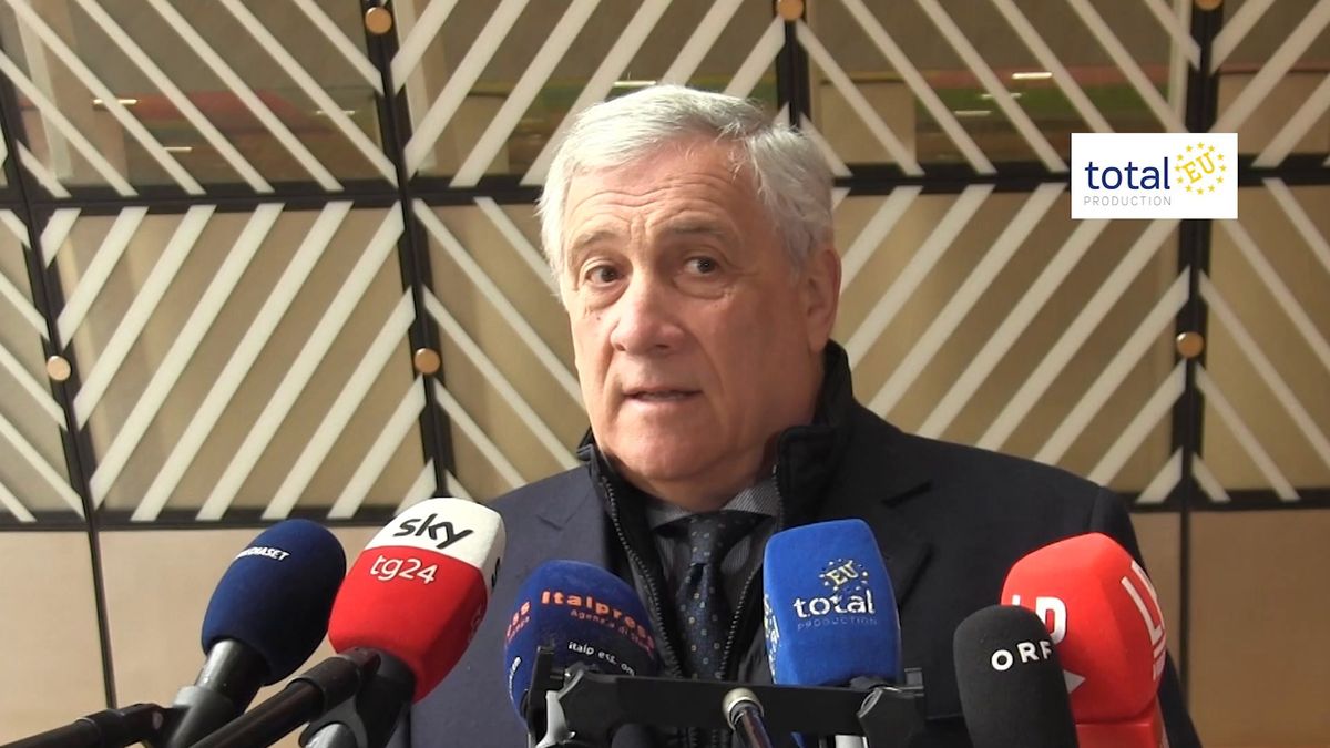 Difesa, Tajani: «Valutiamo incontro Ue-Usa, magari in Italia»