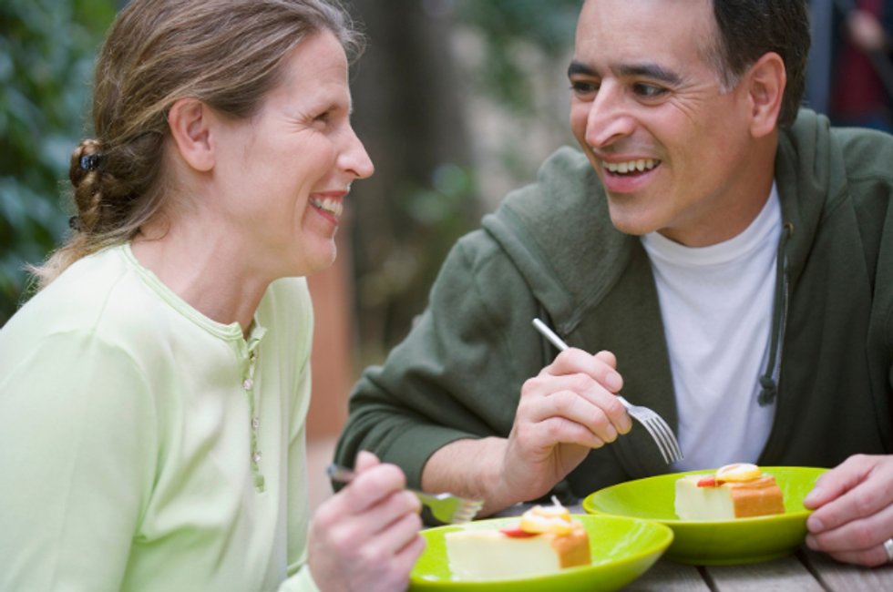 cake, eating cake, appetite, scientific study