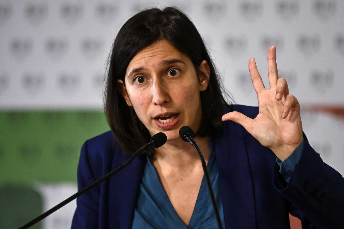 Niente voto sul testo unitario dem: la Schlein evita di dover fare la conta