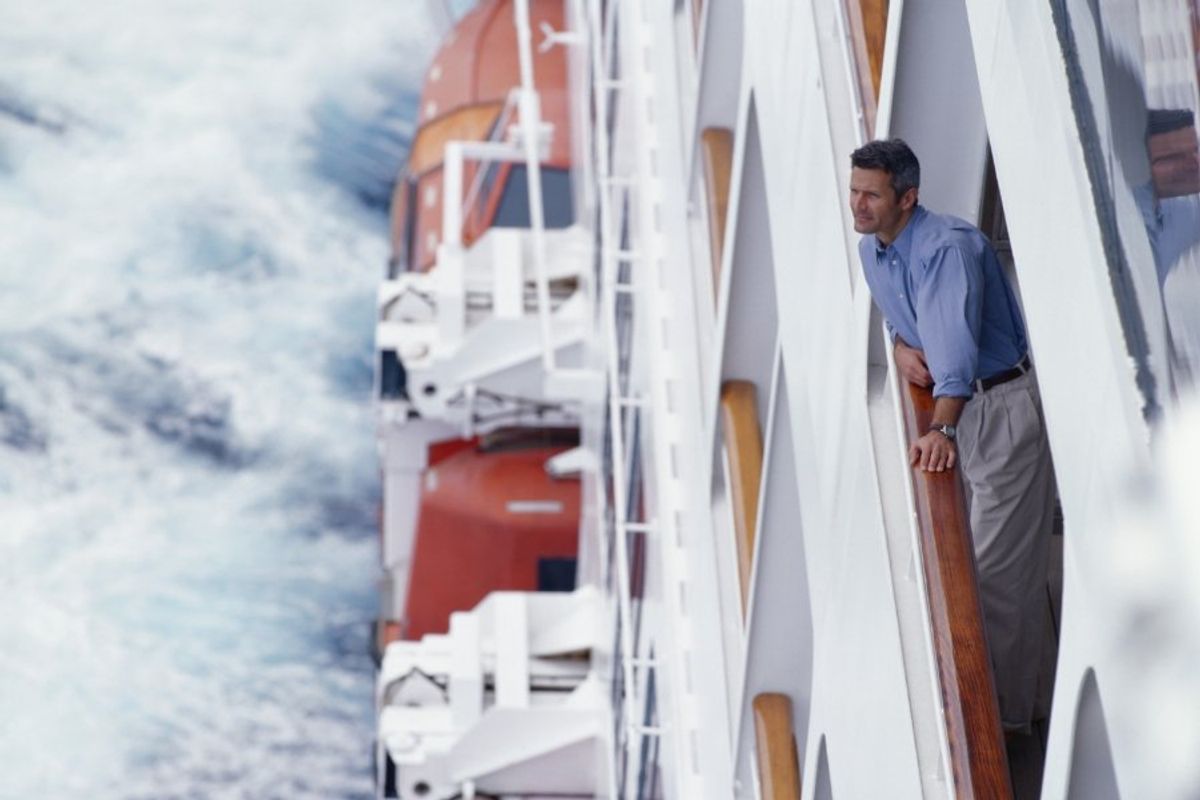 man on a cruise ship, cruise ship apartment, living on a cruise ship, full-time cruise