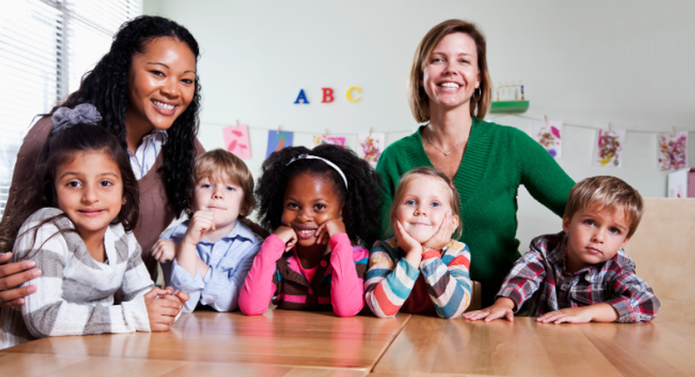 teachers, students, teachers aids, classroom size, state of education, teacher salary, quitting teachers