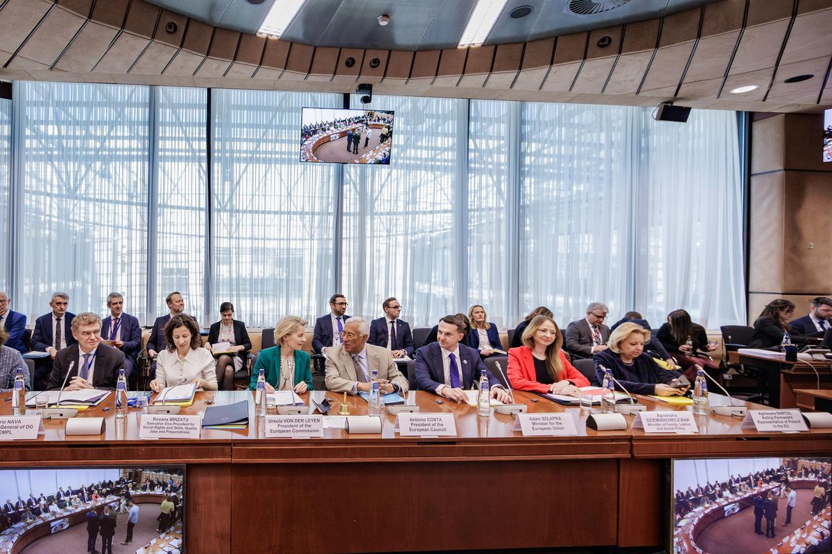 «La pace si fa con la forza» ma il Consiglio europeo allunga i tempi del riarmo