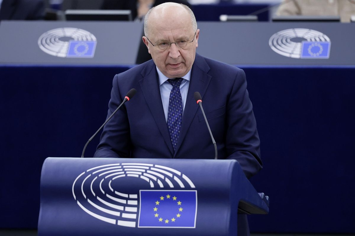 Ursula cambia il nome al suo piano: ora è una dichiarazione di guerra