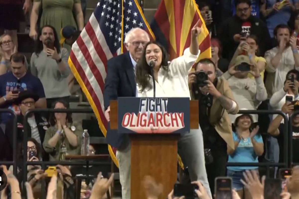 AOC And Bernie Sanders Draw Giant Crowds At 'Fighting Oligarchy' Rallies In West