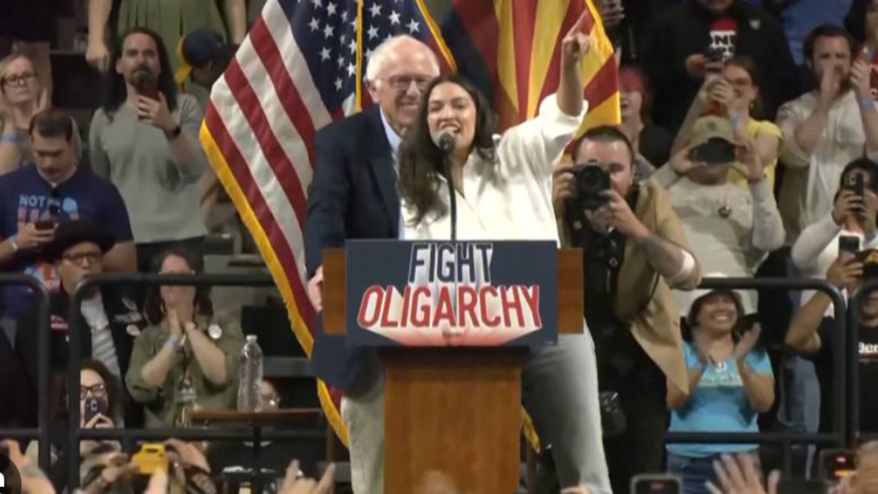 AOC And Bernie Sanders Draw Giant Crowds At 'Fighting Oligarchy' Rallies In West