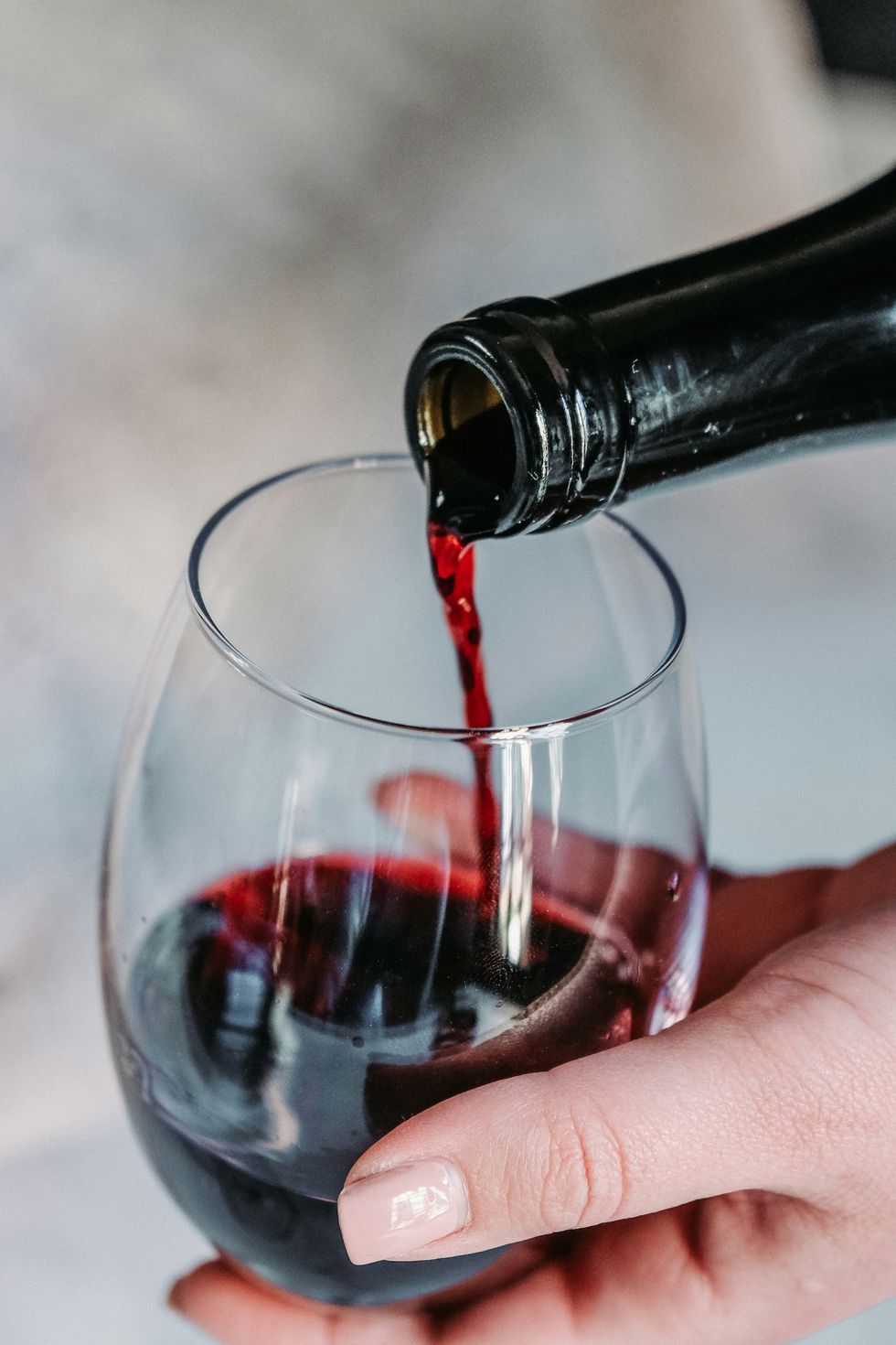 wine, red wine, wine glass, vintage wine, fine wine, fine dining, funny restaurant stories