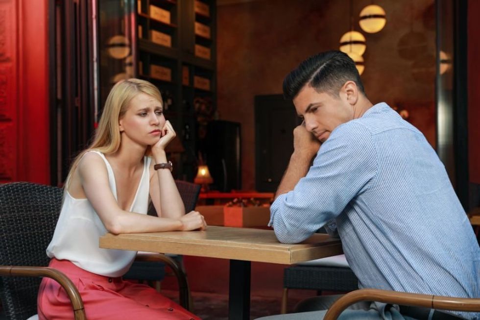 bad first dates, red flags, dating, bumble, hinge, tinder