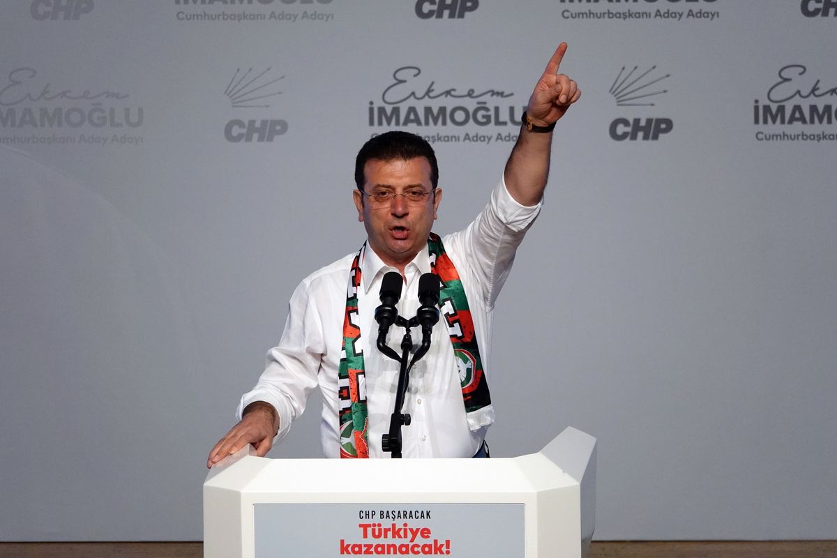 A Istanbul proteste senza sosta. Imamoglu vince le primarie in cella