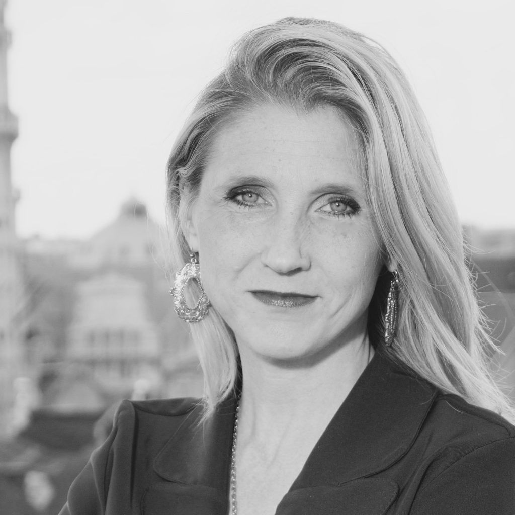 Teri Schultz