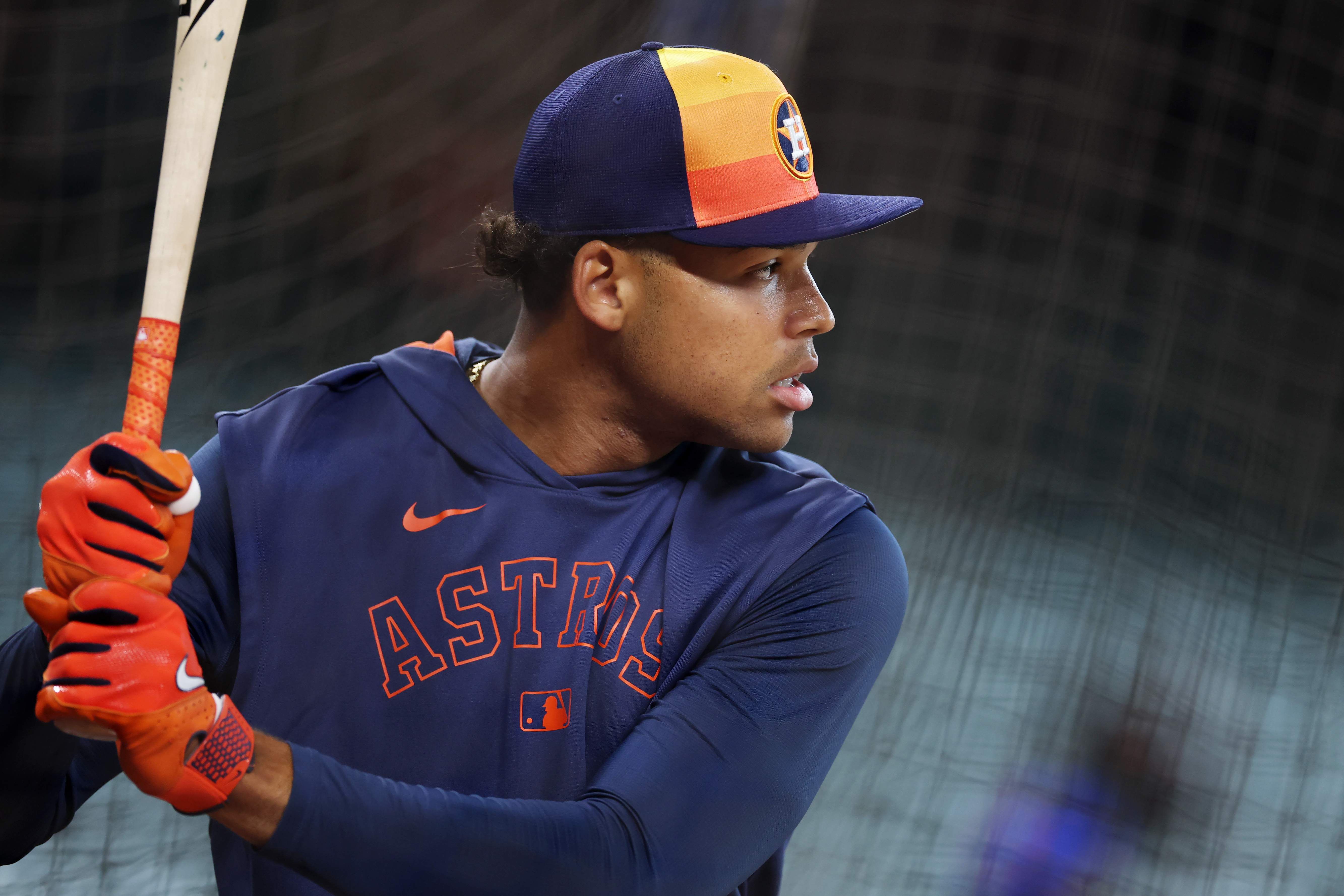 Cam Smith brings the donuts, then delivers for Astros in debut win