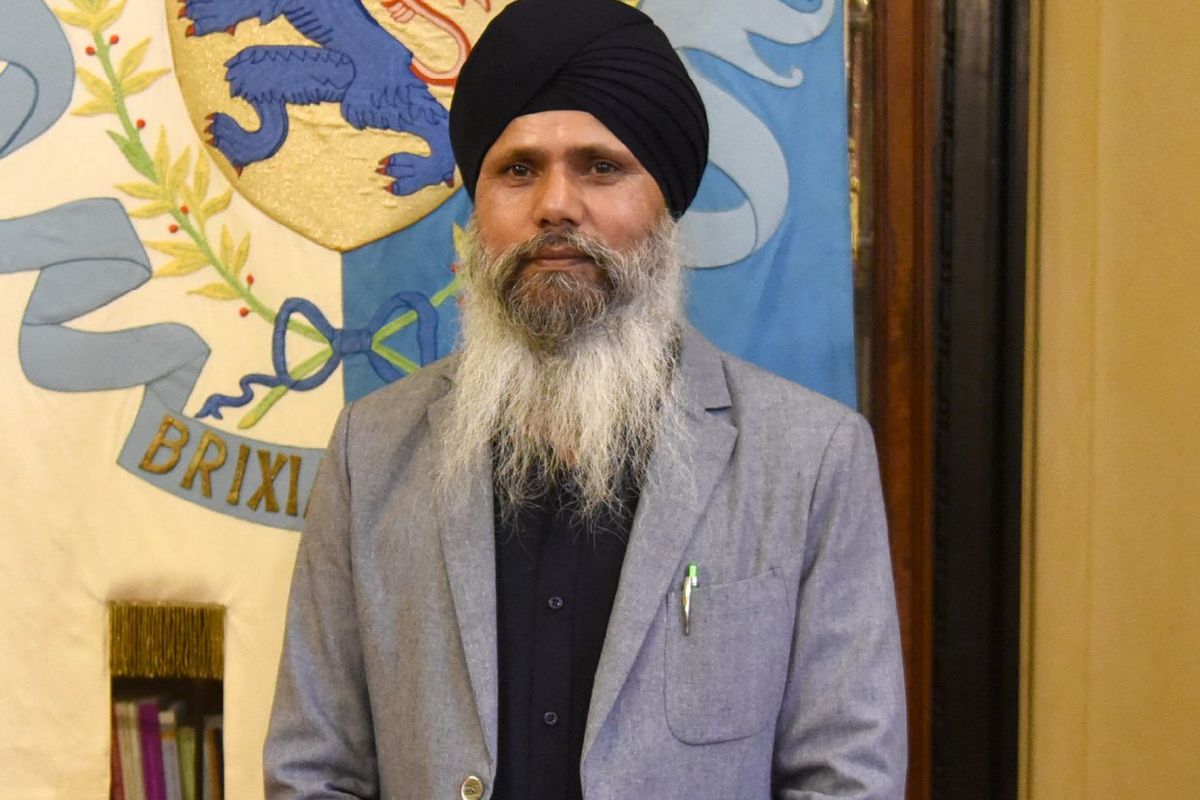 Indiano di destra nei guai per abusi