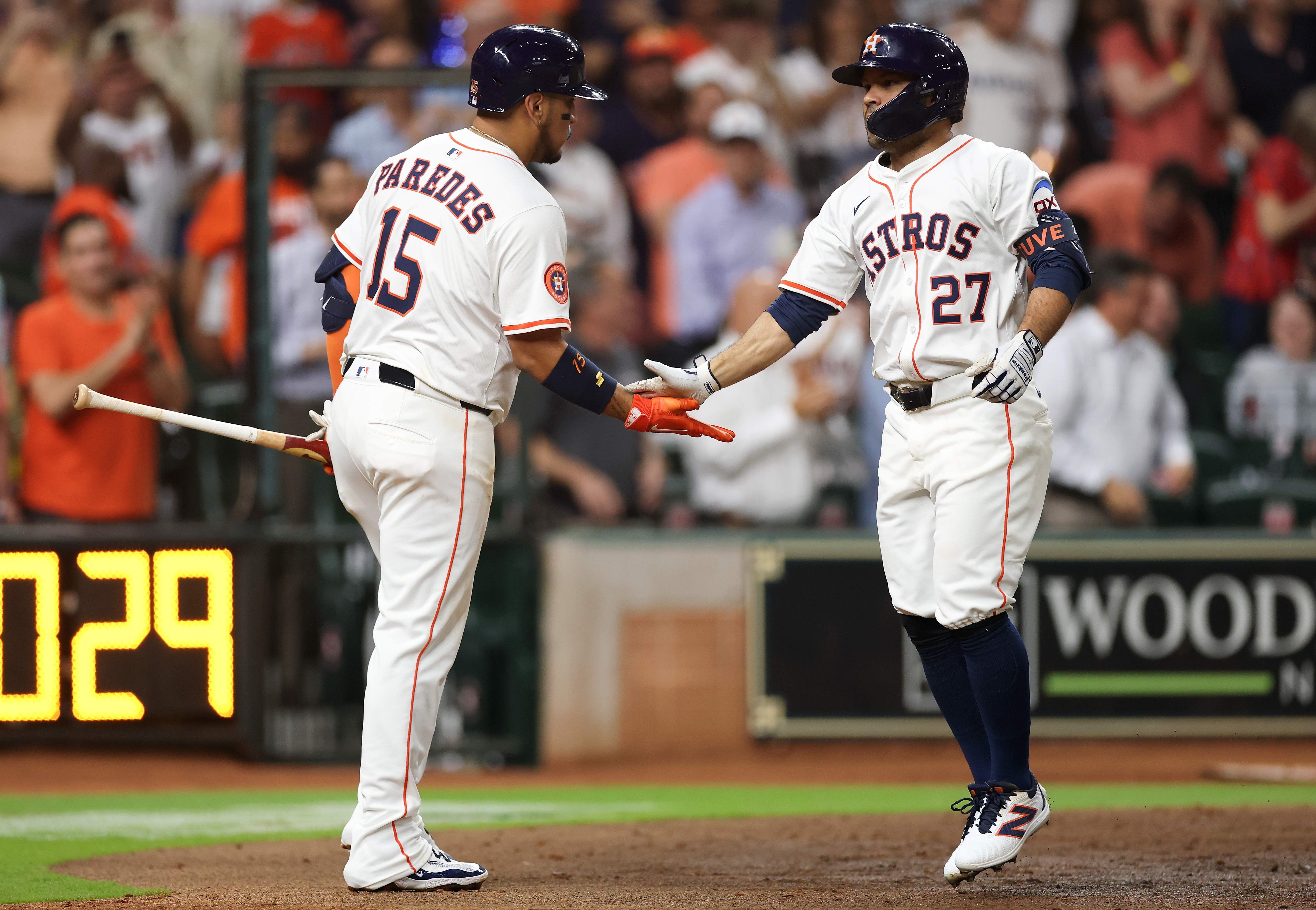 José Altuve’s homer not enough as Astros lose to Giants