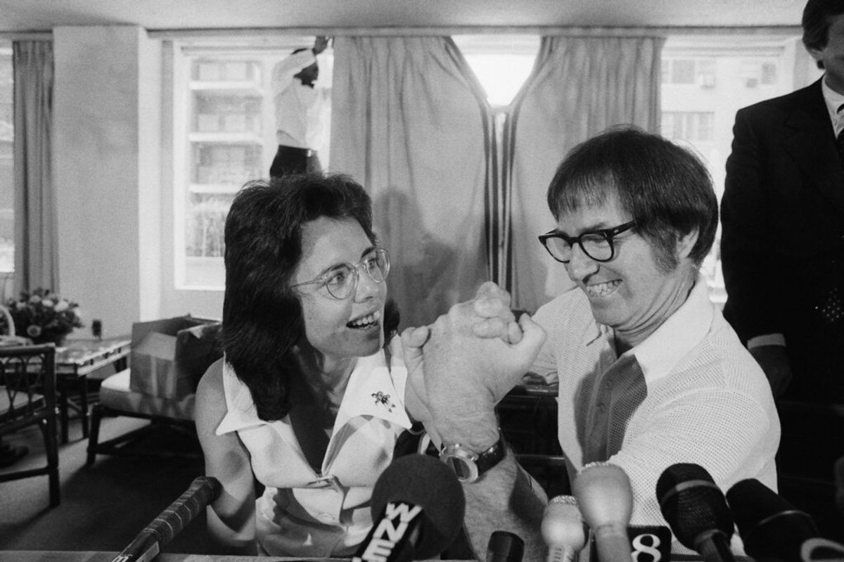 sports, tennis, black and white photo, Billie Jean King, Bobby Riggs, press, interview, battle