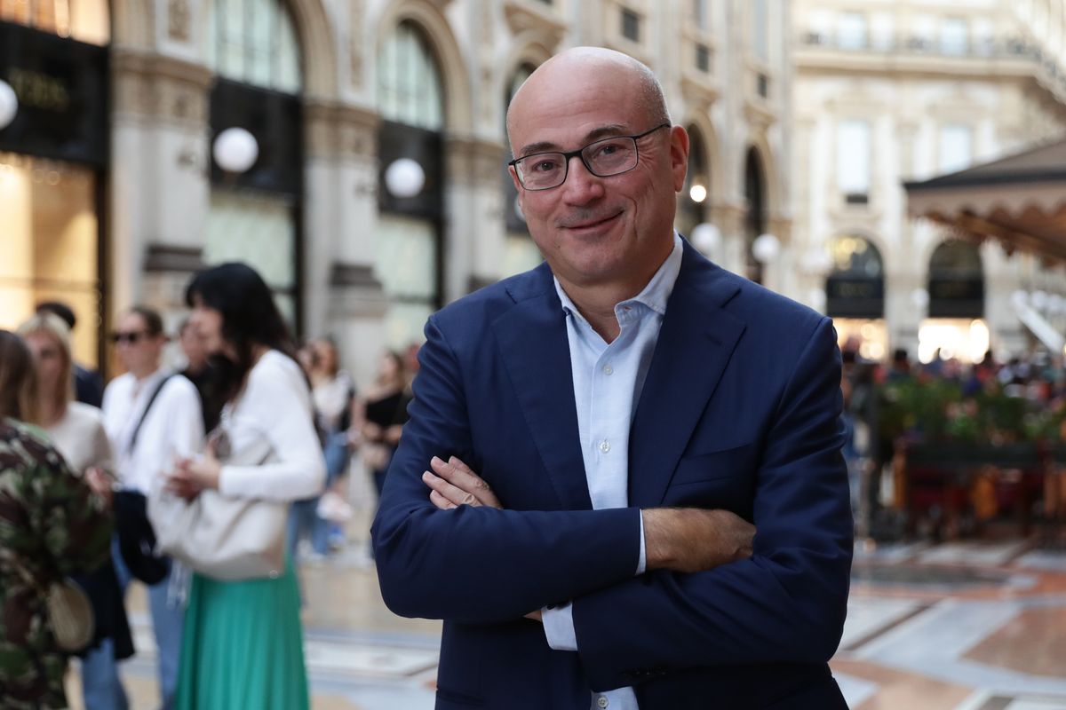 Il «Corriere» liquida la democrazia: «L’establishment decide per tutti»