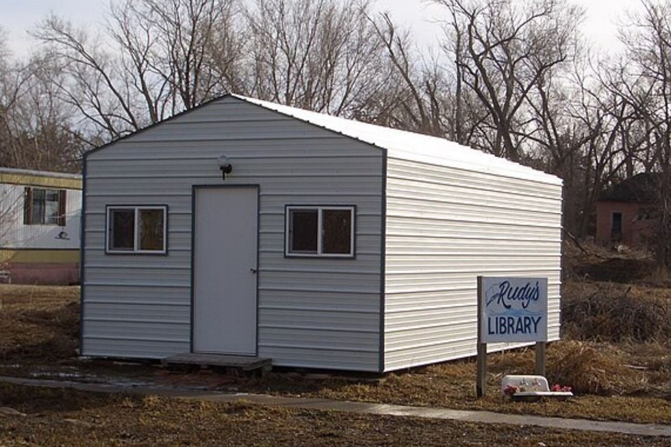 monowi, nebraska, rudy's library, smallest town in America