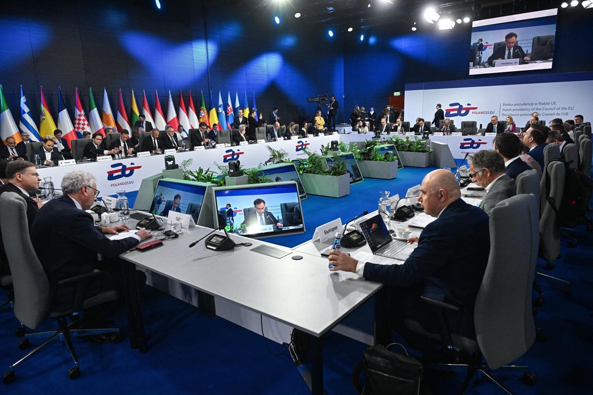Contro la Russia in Europa riarmano il Mes