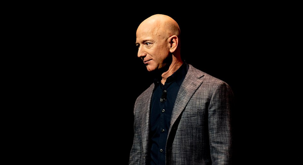jeff bezos, blur origin, 2019, william shatner, space, astronauts, amazon