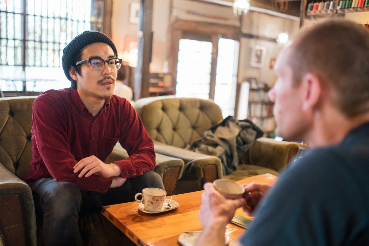 conversation, stuttering, stutter, how to talk to a person with a stutter, stuttering etiquette