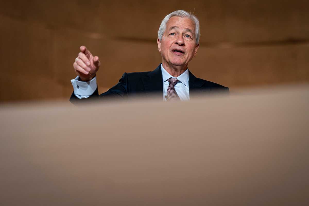 Ecco chi fa i soldi se il mercato crolla