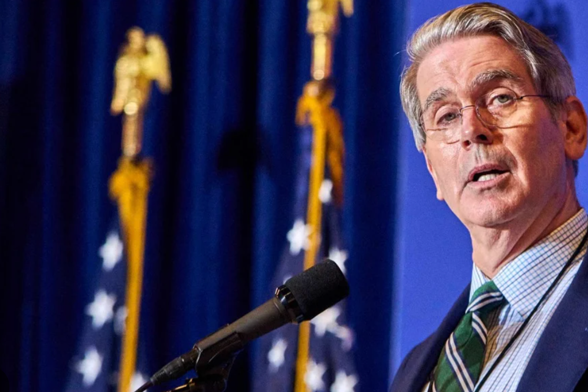 Treasury Secretary Reportedly 'Looking For Exit' To Save Credibility