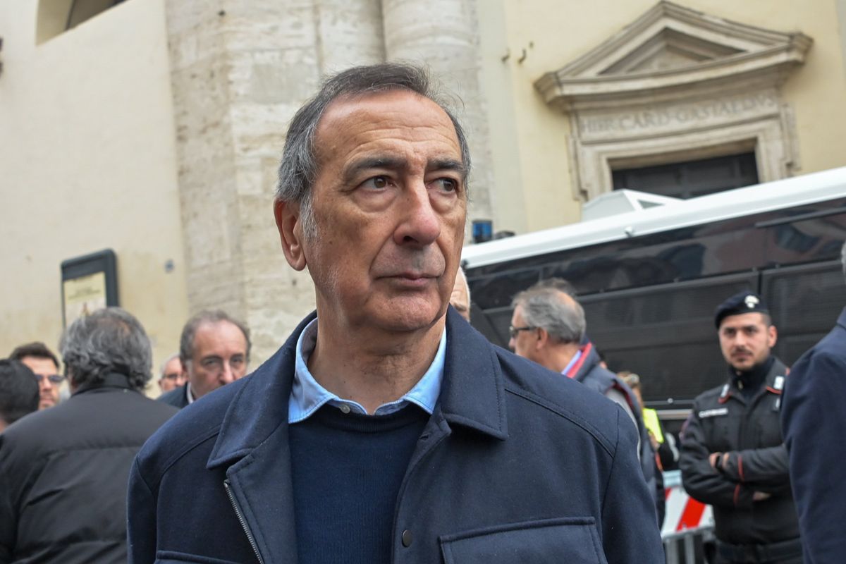 Sala ora fa pure il ganassa sulla sicurezza a Milano. Ma in città dilaga il Far West