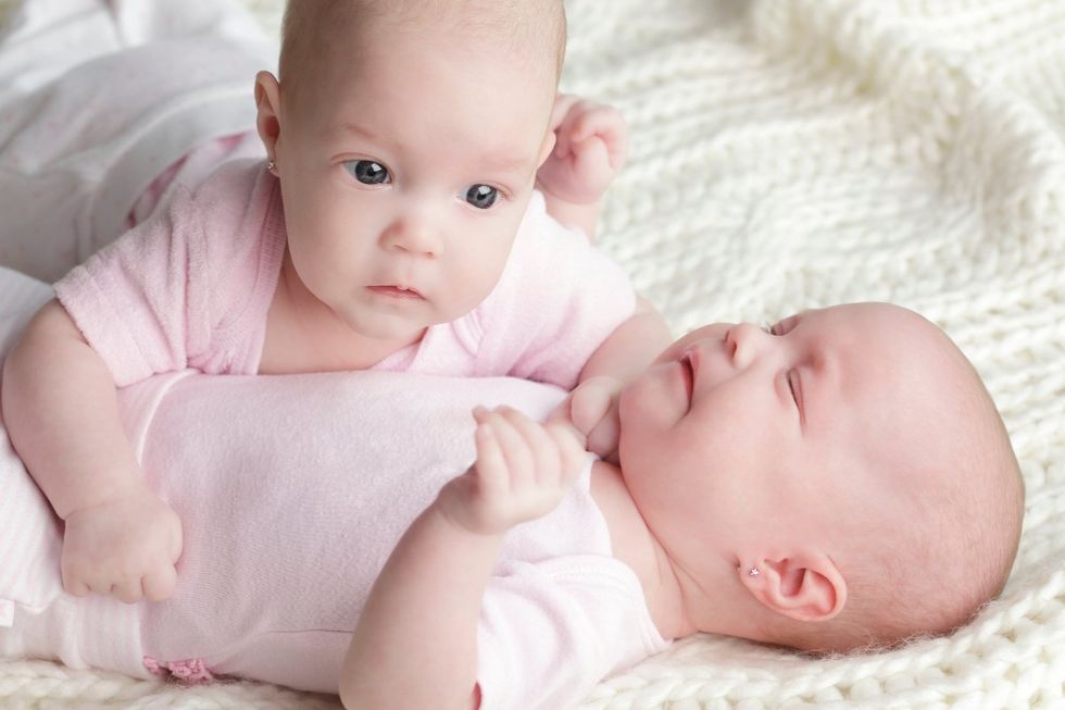 babies, twins, maternity leave, paid leave, US, parenting