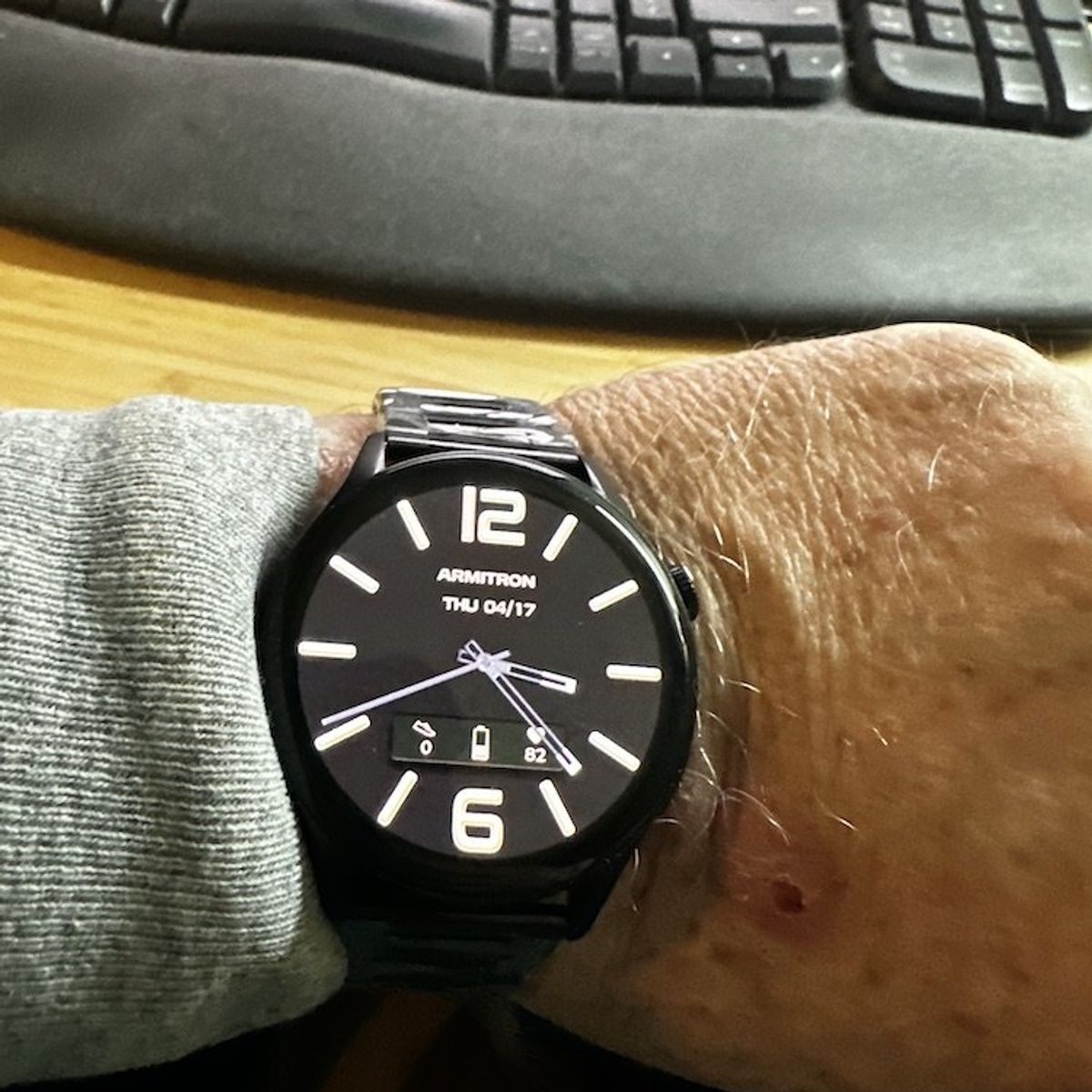 Armitron Quantum Smartwatch Review: Best Features Under $50