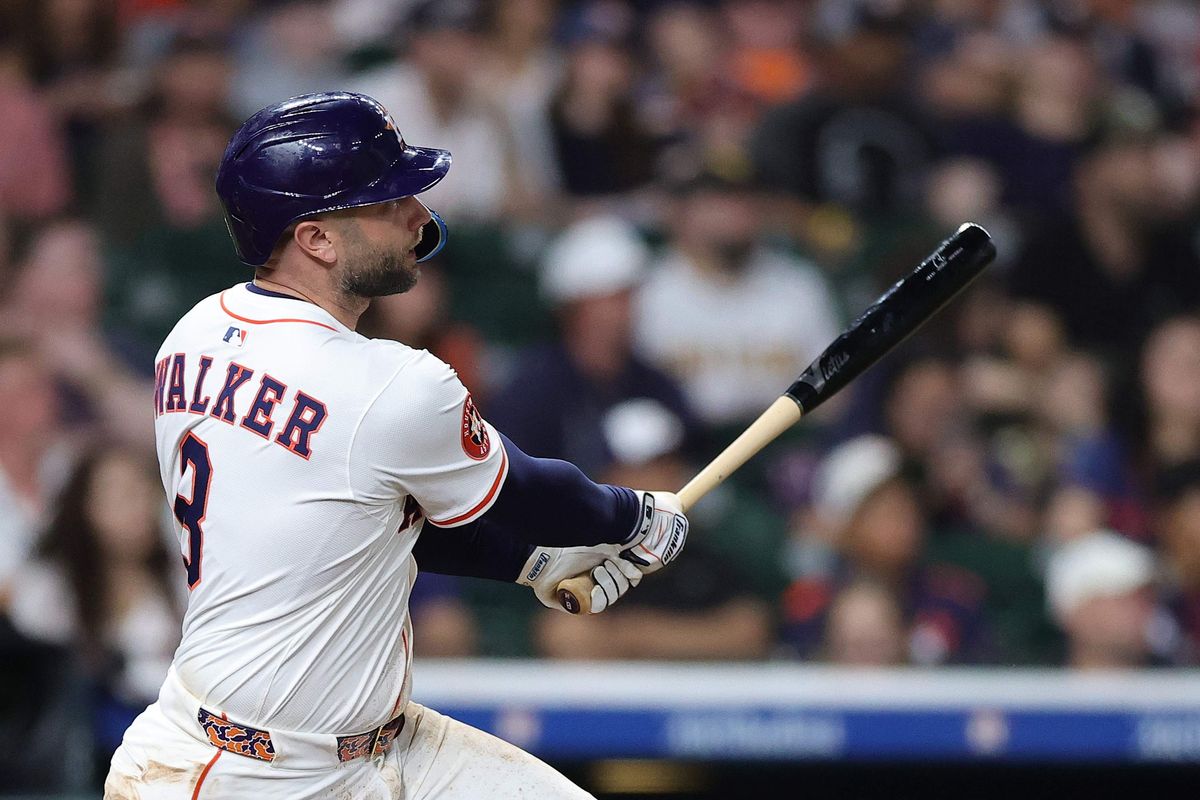 Christian Walker's walkoff 2-run homer lifts Astros over Mariners
