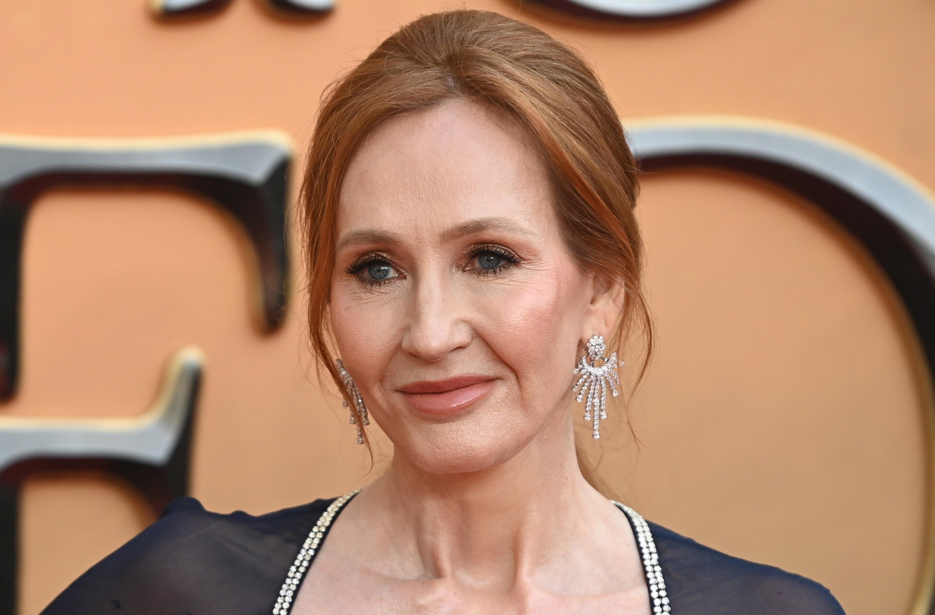 La Rowling: «Ora ragazze protette»