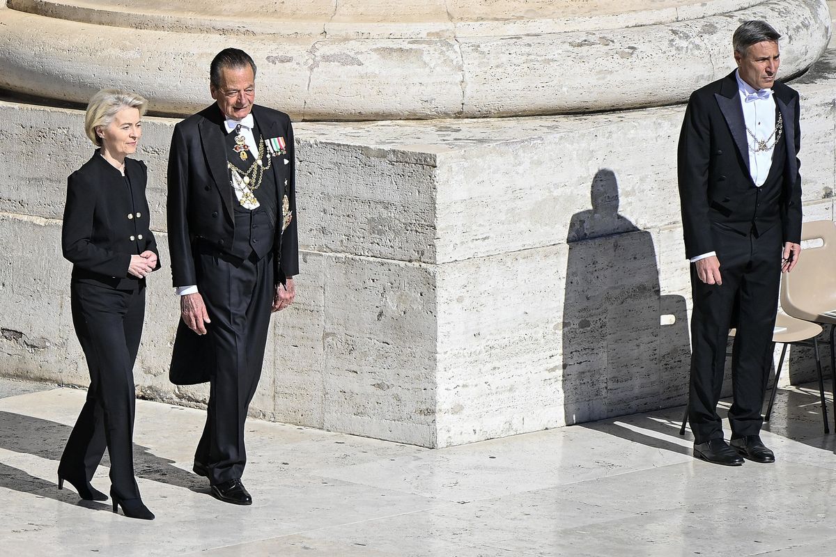 Ursula in missione rimedia solo tre ceffoni